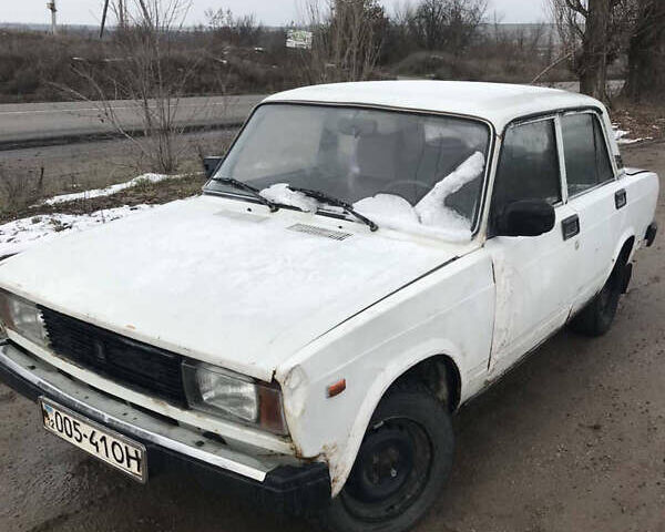 Белый ВАЗ 2105, объемом двигателя 1.3 л и пробегом 73 тыс. км за 550 $, фото 1 на Automoto.ua