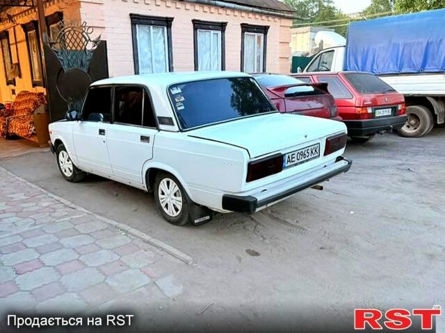 Белый ВАЗ 2105, объемом двигателя 1.5 л и пробегом 0 тыс. км за 750 $, фото 9 на Automoto.ua