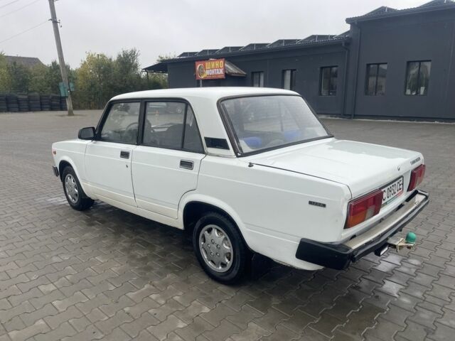 Белый ВАЗ 2105, объемом двигателя 1.2 л и пробегом 164 тыс. км за 800 $, фото 2 на Automoto.ua