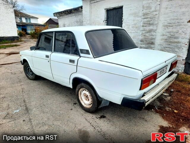 Белый ВАЗ 2105, объемом двигателя 1.2 л и пробегом 0 тыс. км за 800 $, фото 3 на Automoto.ua