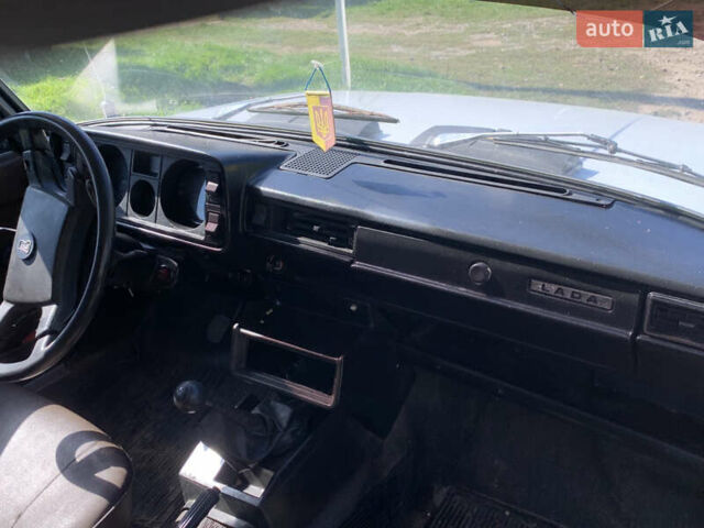 ВАЗ 2105 1991 в Тернополе на Automoto.ua Белый ВАЗ 2105, объемом двигателя 1.29 л и пробегом 301 тыс. км за 900 $, фото 9 на Automoto.ua