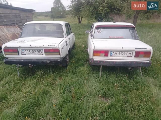 Белый ВАЗ 2105, объемом двигателя 1.2 л и пробегом 100 тыс. км за 700 $, фото 3 на Automoto.ua