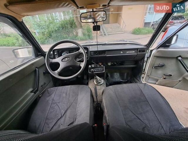 Белый ВАЗ 2105, объемом двигателя 1.2 л и пробегом 78 тыс. км за 1500 $, фото 11 на Automoto.ua