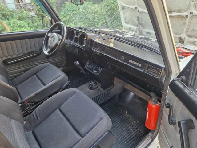 Белый ВАЗ 2105, объемом двигателя 1.2 л и пробегом 95 тыс. км за 850 $, фото 13 на Automoto.ua