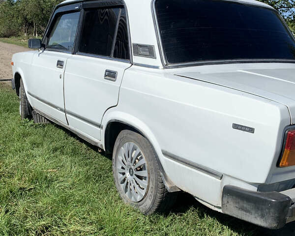 Білий ВАЗ 2105, об'ємом двигуна 1.29 л та пробігом 301 тис. км за 950 $, фото 20 на Automoto.ua