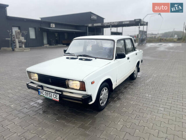 Білий ВАЗ 2105, об'ємом двигуна 1.2 л та пробігом 164 тис. км за 800 $, фото 8 на Automoto.ua