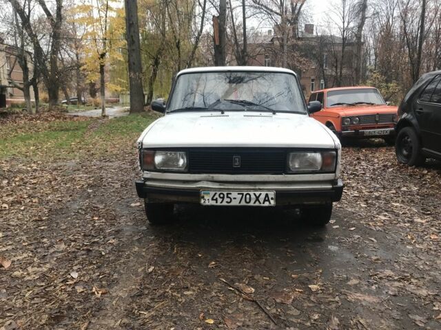Белый ВАЗ 2105, объемом двигателя 1.3 л и пробегом 777 тыс. км за 500 $, фото 8 на Automoto.ua