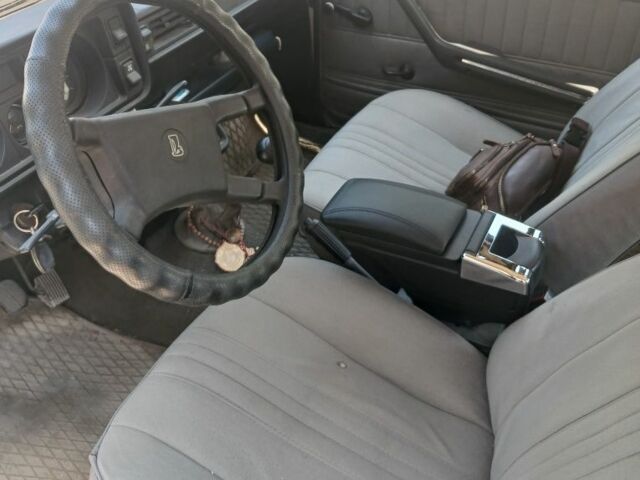 Белый ВАЗ 2105, объемом двигателя 1.5 л и пробегом 54 тыс. км за 850 $, фото 4 на Automoto.ua