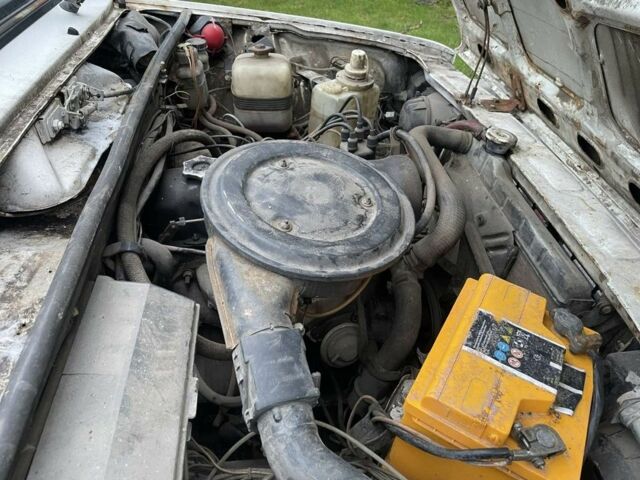 Белый ВАЗ 2105, объемом двигателя 1.5 л и пробегом 250 тыс. км за 473 $, фото 7 на Automoto.ua