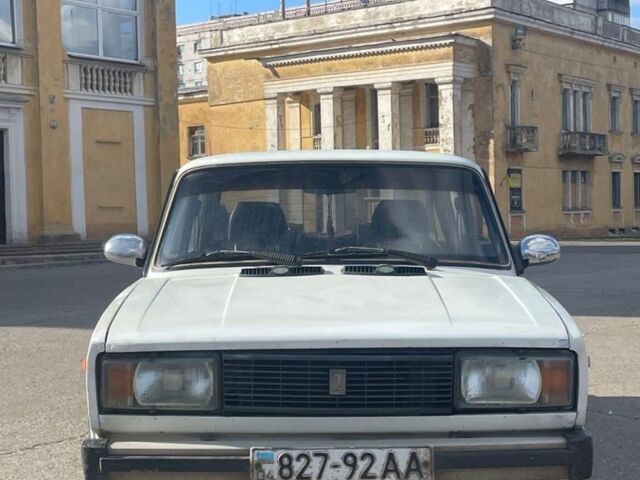 Белый ВАЗ 2105, объемом двигателя 1.3 л и пробегом 72 тыс. км за 30000 $, фото 1 на Automoto.ua