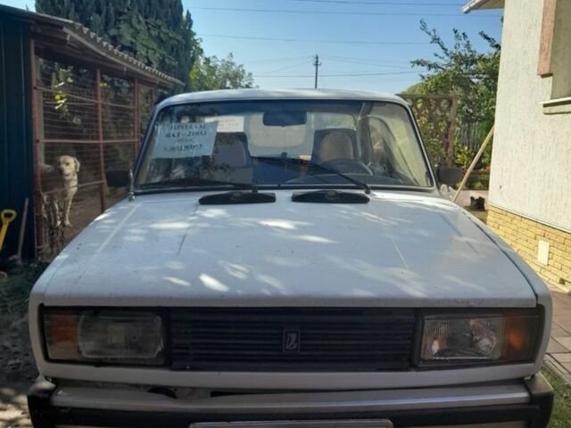 Білий ВАЗ 2105, об'ємом двигуна 1.6 л та пробігом 260 тис. км за 800 $, фото 1 на Automoto.ua