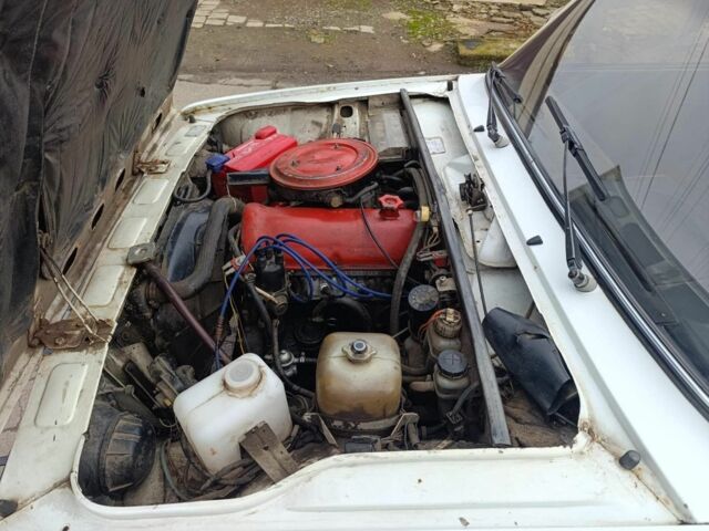 Белый ВАЗ 2105, объемом двигателя 1.5 л и пробегом 200 тыс. км за 1050 $, фото 10 на Automoto.ua