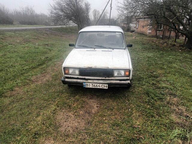 Білий ВАЗ 2105, об'ємом двигуна 1.2 л та пробігом 155 тис. км за 331 $, фото 4 на Automoto.ua