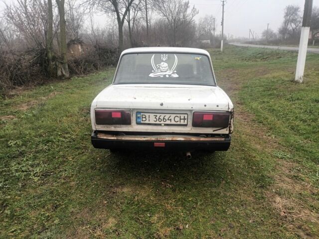 Білий ВАЗ 2105, об'ємом двигуна 1.2 л та пробігом 155 тис. км за 331 $, фото 1 на Automoto.ua