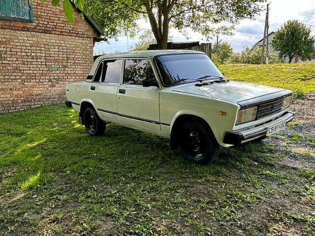 Белый ВАЗ 2105, объемом двигателя 1.2 л и пробегом 0 тыс. км за 750 $, фото 8 на Automoto.ua