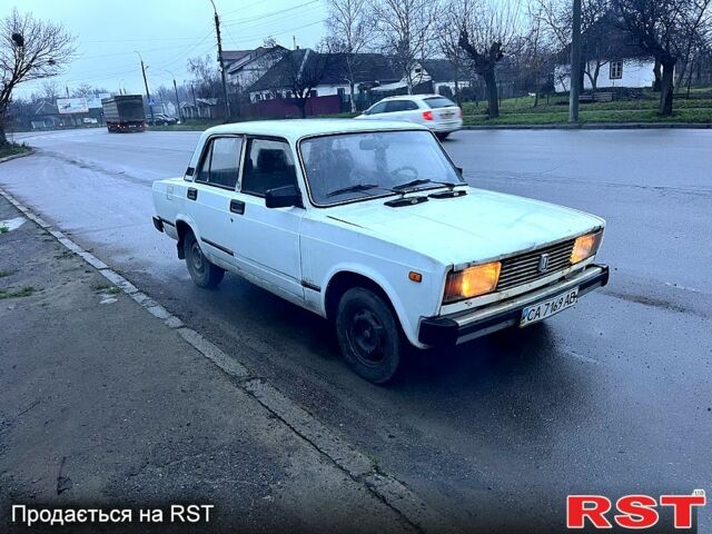 Білий ВАЗ 2105, об'ємом двигуна 1.5 л та пробігом 230 тис. км за 450 $, фото 1 на Automoto.ua