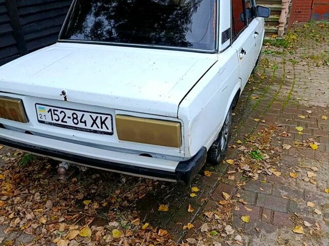 Белый ВАЗ 2105, объемом двигателя 1.5 л и пробегом 0 тыс. км за 600 $, фото 4 на Automoto.ua