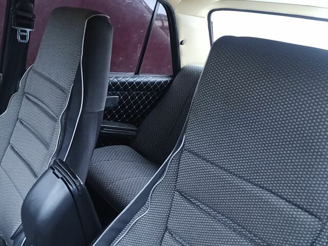 Белый ВАЗ 2105, объемом двигателя 1.2 л и пробегом 1000 тыс. км за 1100 $, фото 5 на Automoto.ua