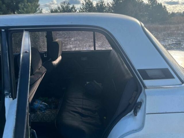 Білий ВАЗ 2105, об'ємом двигуна 0 л та пробігом 90 тис. км за 592 $, фото 2 на Automoto.ua