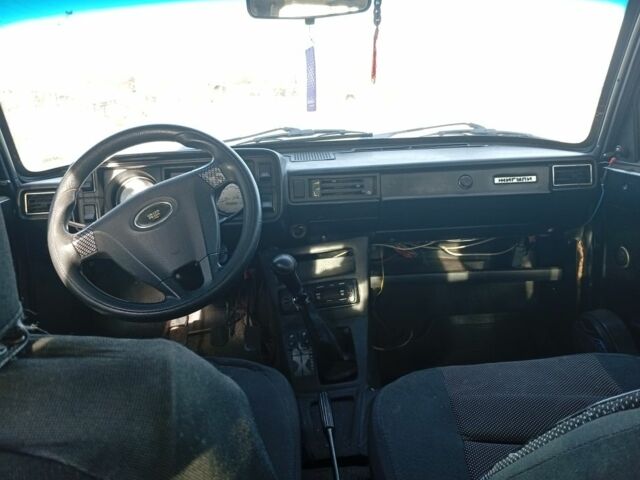 Белый ВАЗ 2105, объемом двигателя 1 л и пробегом 2 тыс. км за 350 $, фото 11 на Automoto.ua