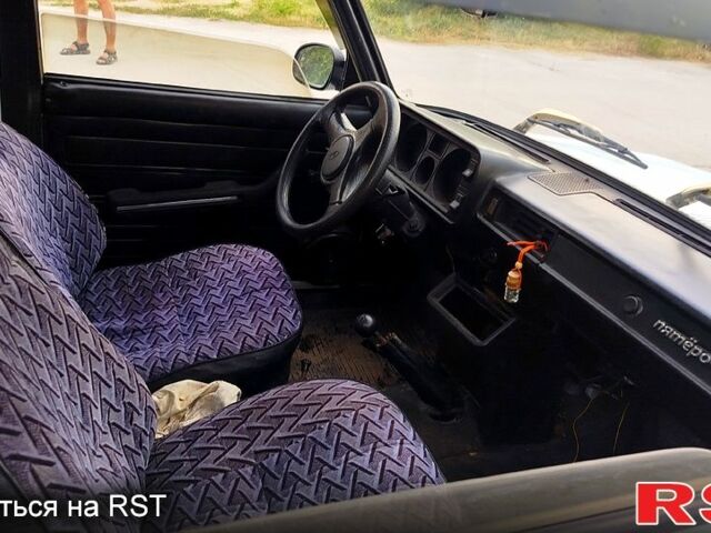 Білий ВАЗ 2105, об'ємом двигуна 1.3 л та пробігом 225 тис. км за 600 $, фото 5 на Automoto.ua