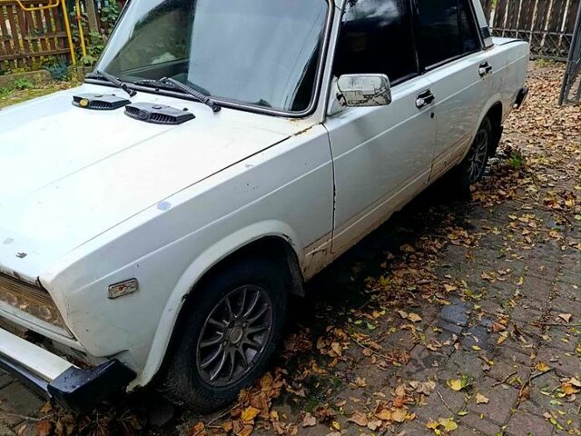 Белый ВАЗ 2105, объемом двигателя 1.5 л и пробегом 0 тыс. км за 600 $, фото 1 на Automoto.ua