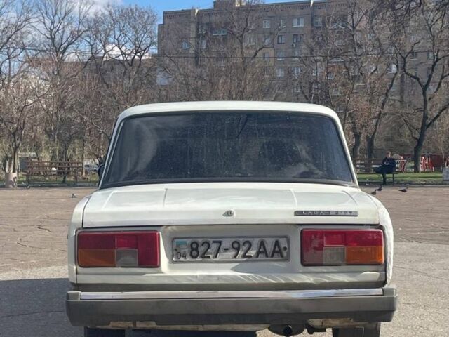 Белый ВАЗ 2105, объемом двигателя 1.3 л и пробегом 72 тыс. км за 30000 $, фото 3 на Automoto.ua