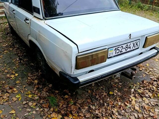Белый ВАЗ 2105, объемом двигателя 1.5 л и пробегом 0 тыс. км за 600 $, фото 5 на Automoto.ua
