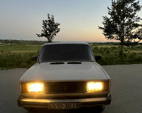 Білий ВАЗ 2105, об'ємом двигуна 1.5 л та пробігом 220 тис. км за 455 $, фото 1 на Automoto.ua