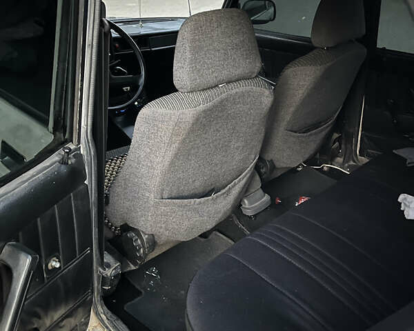 Білий ВАЗ 2105, об'ємом двигуна 1.5 л та пробігом 220 тис. км за 455 $, фото 7 на Automoto.ua