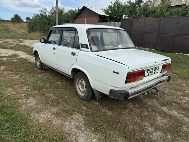 Белый ВАЗ 2105, объемом двигателя 1.5 л и пробегом 89 тыс. км за 800 $, фото 3 на Automoto.ua