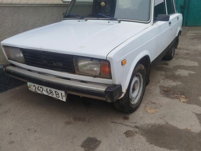 Белый ВАЗ 2105, объемом двигателя 1.1 л и пробегом 267 тыс. км за 477 $, фото 1 на Automoto.ua