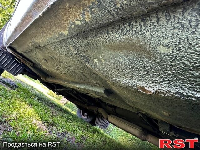 Белый ВАЗ 2105, объемом двигателя 1.2 л и пробегом 0 тыс. км за 750 $, фото 10 на Automoto.ua