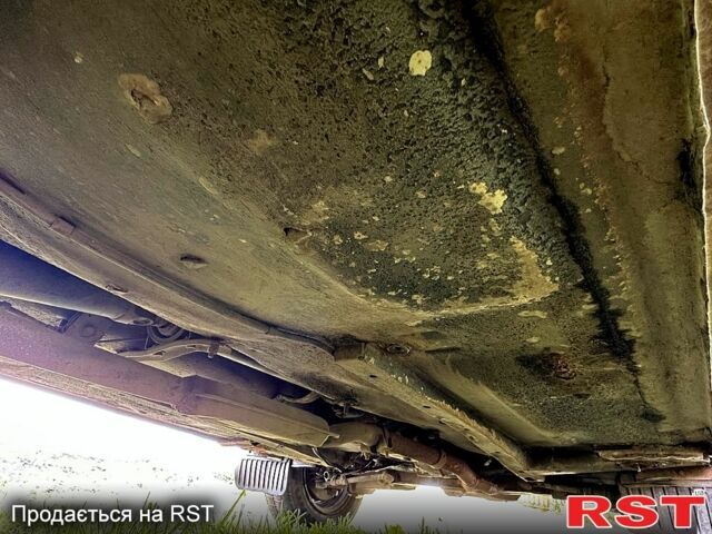Белый ВАЗ 2105, объемом двигателя 1.2 л и пробегом 0 тыс. км за 750 $, фото 11 на Automoto.ua