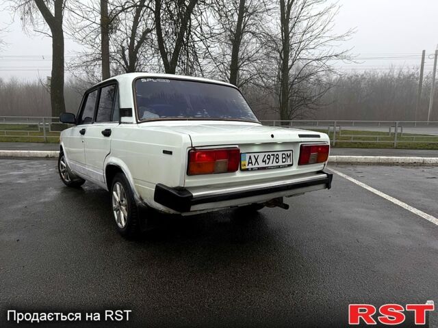 Білий ВАЗ 2105, об'ємом двигуна 1.5 л та пробігом 450 тис. км за 1300 $, фото 1 на Automoto.ua