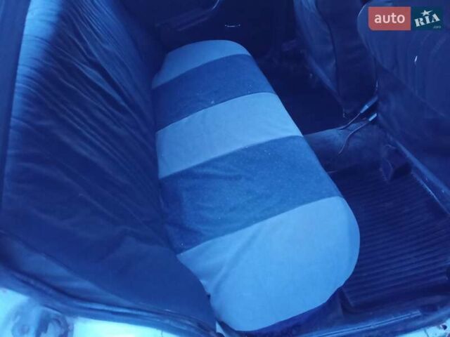 Белый ВАЗ 2105, объемом двигателя 1.45 л и пробегом 100 тыс. км за 700 $, фото 7 на Automoto.ua