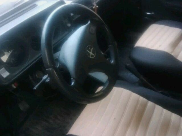 Белый ВАЗ 2105, объемом двигателя 1.5 л и пробегом 9 тыс. км за 600 $, фото 3 на Automoto.ua