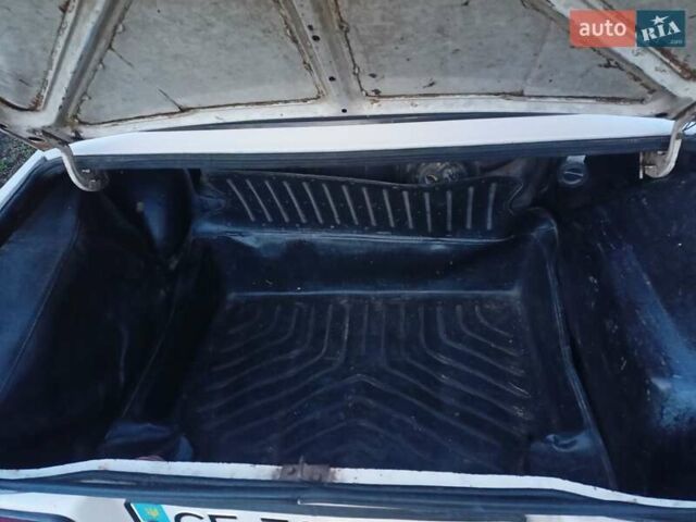 Белый ВАЗ 2105, объемом двигателя 1.45 л и пробегом 100 тыс. км за 700 $, фото 8 на Automoto.ua