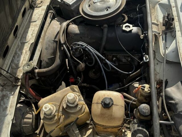 Белый ВАЗ 2105, объемом двигателя 1.5 л и пробегом 1000 тыс. км за 1000 $, фото 7 на Automoto.ua