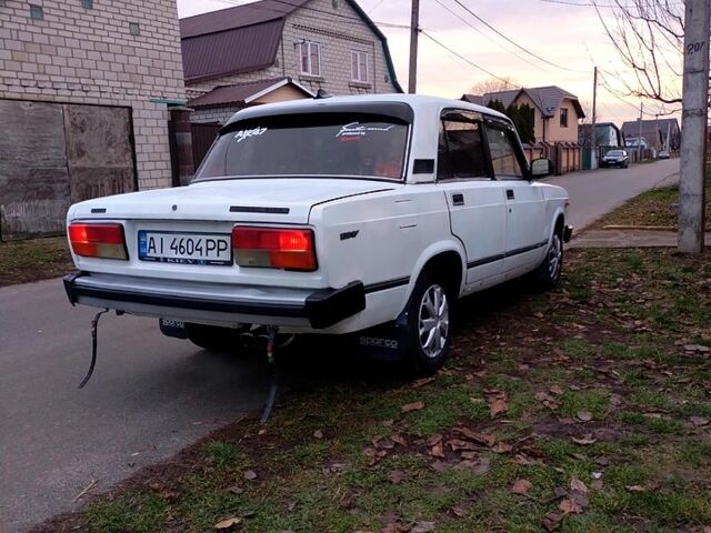 Білий ВАЗ 2105, об'ємом двигуна 1.5 л та пробігом 201 тис. км за 1100 $, фото 2 на Automoto.ua