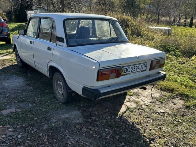 Белый ВАЗ 2105, объемом двигателя 0 л и пробегом 1 тыс. км за 550 $, фото 1 на Automoto.ua