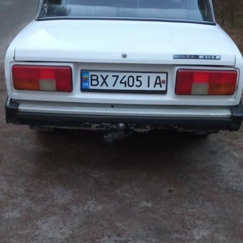 Білий ВАЗ 2105, об'ємом двигуна 1.5 л та пробігом 111 тис. км за 700 $, фото 5 на Automoto.ua