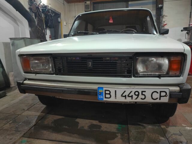 Білий ВАЗ 2105, об'ємом двигуна 1.5 л та пробігом 88 тис. км за 879 $, фото 3 на Automoto.ua