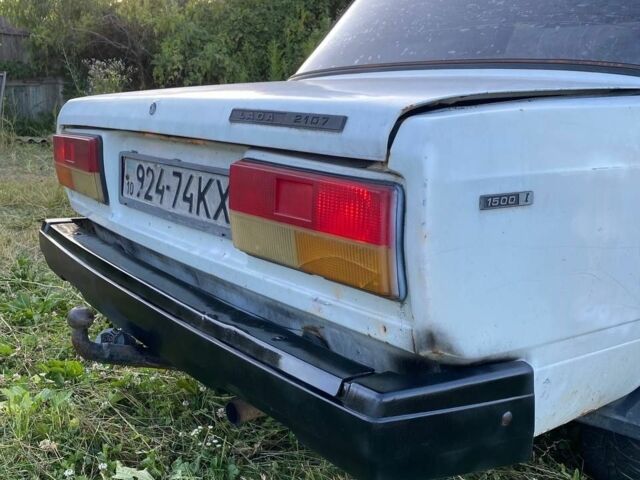 Белый ВАЗ 2105, объемом двигателя 0 л и пробегом 40 тыс. км за 349 $, фото 3 на Automoto.ua
