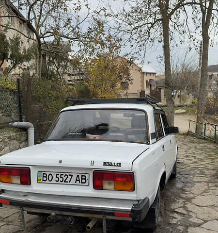 Білий ВАЗ 2105, об'ємом двигуна 1.5 л та пробігом 56 тис. км за 1000 $, фото 4 на Automoto.ua