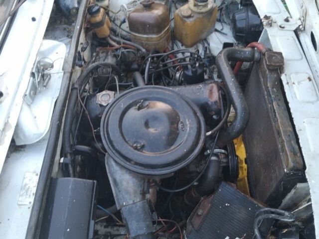 Білий ВАЗ 2105, об'ємом двигуна 1.3 л та пробігом 150 тис. км за 207 $, фото 4 на Automoto.ua