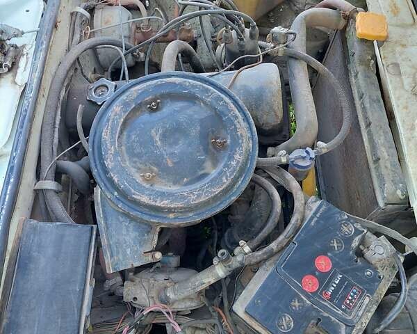 Білий ВАЗ 2105, об'ємом двигуна 1.5 л та пробігом 700 тис. км за 750 $, фото 10 на Automoto.ua