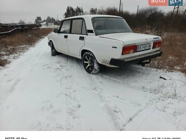 Белый ВАЗ 2105, объемом двигателя 1.45 л и пробегом 200 тыс. км за 850 $, фото 2 на Automoto.ua