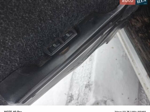 Белый ВАЗ 2105, объемом двигателя 1.45 л и пробегом 200 тыс. км за 850 $, фото 4 на Automoto.ua