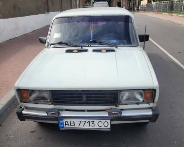 Белый ВАЗ 2105, объемом двигателя 1.5 л и пробегом 42 тыс. км за 500 $, фото 1 на Automoto.ua